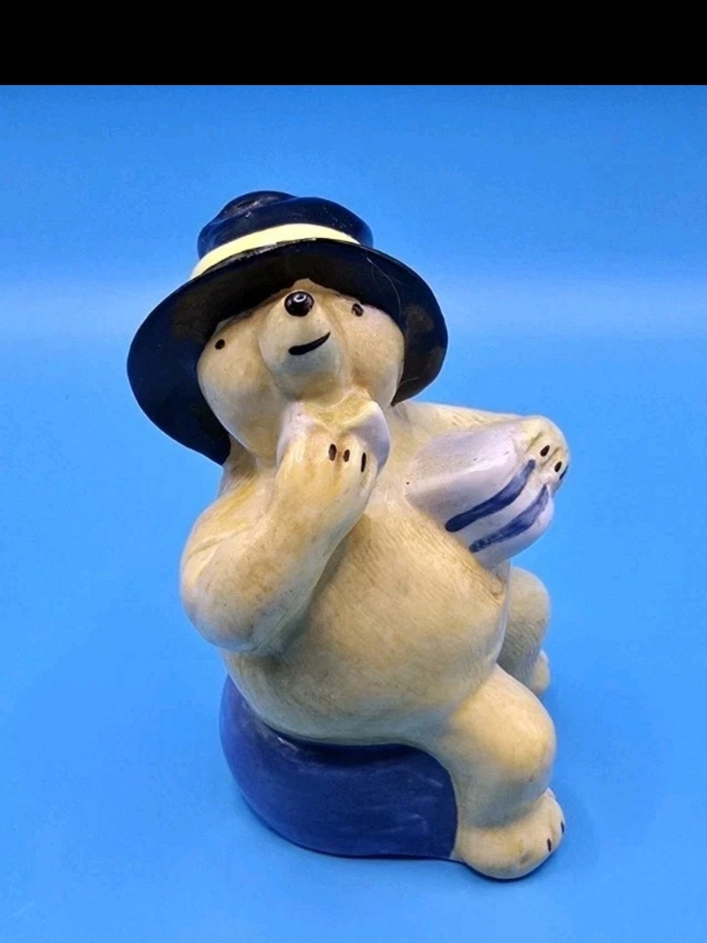 Vintage Paddington Takes A Snack Figurine Coalport Made England bear marmalade